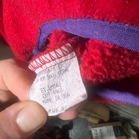 Vintage 80s Made in USA Red Synchilla Patagonia Fleece, size medium - Picture 10 of 11